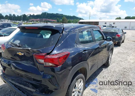 2021 Chevrolet Trailblazer Awd Ls z USA, uszkodzony, nr VIN KL79MNSLXMB002426